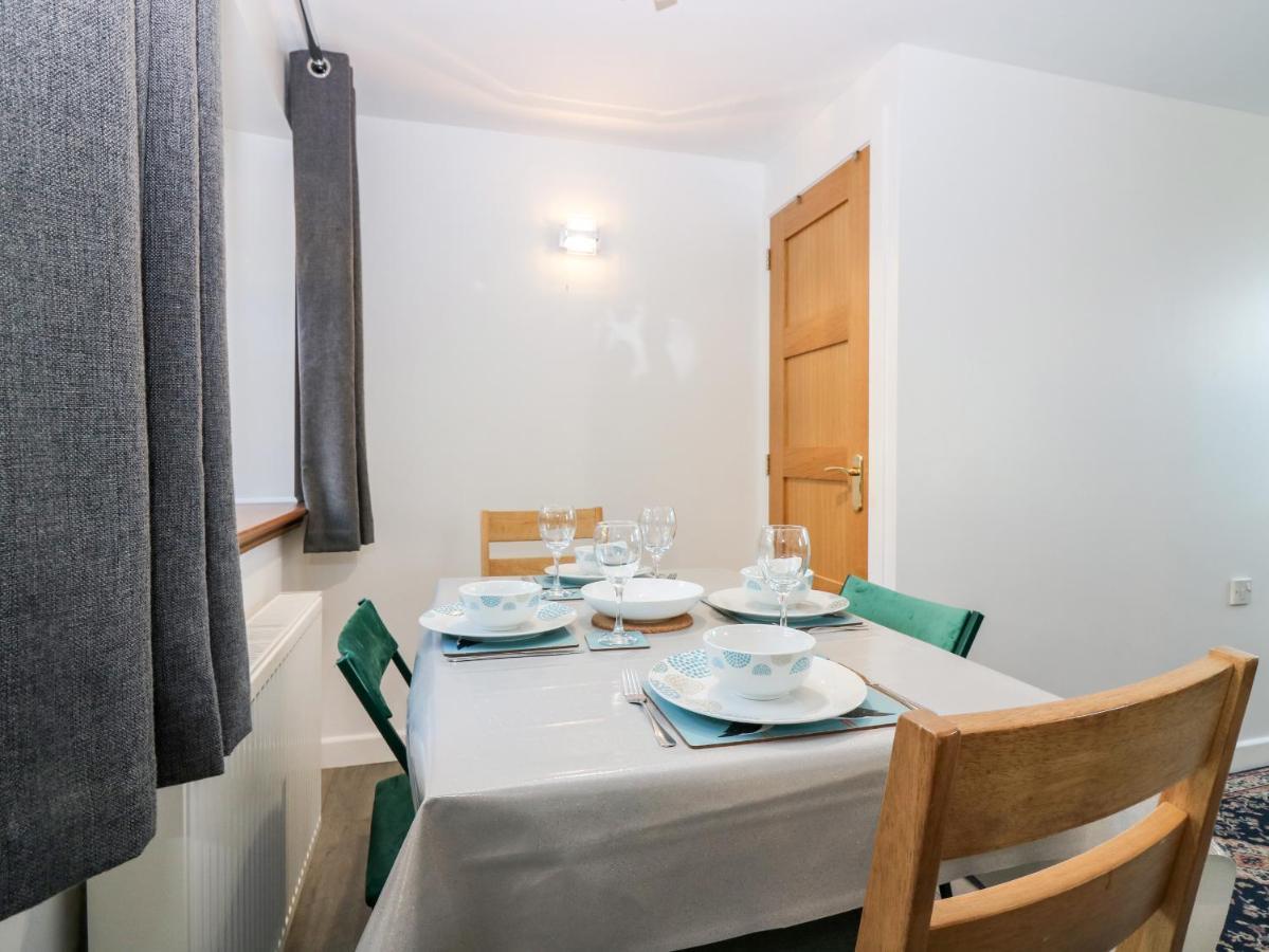 Dolphin Cottage Banff Ngoại thất bức ảnh